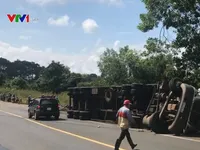 Nguy cơ tai nạn từ những xe container thiếu an toàn