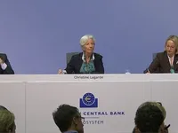 ECB hạ dự báo tăng trưởng kinh tế Eurozone