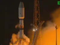 Ch&acirc;u &Acirc;u ph&oacute;ng vệ tinh t&igrave;m kiếm h&agrave;nh tinh ngo&agrave;i hệ Mặt Trời