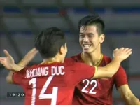 VIDEO: Đức Chinh tạt bóng thuận lợi, Tiến Linh đánh đầu đẹp mắt tung lưới U22 Campuchia
