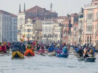 Sôi động Carnival Venice tại Italy