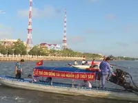 Kiên Giang thả con giống tái tạo nguồn lợi thủy sản