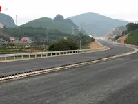Đưa vào khai thác tuyến cao tốc Hạ Long - Vân Đồn
