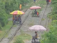Nguy hiểm nghề xe đẩy goòng ở Philippines