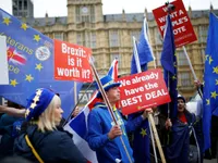 Giới giàu Trung Quốc tiếp tục đầu tư tại Anh bất chấp Brexit