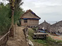 Hàng chục hộ dân lấn chiếm, xây dựng trái phép ở bãi biển Hội An