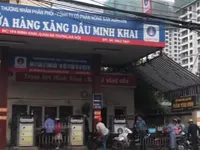 Phát hiện nhân viên cây xăng thay phiên nhau 'móc túi' khách hàng tại Hà Nội