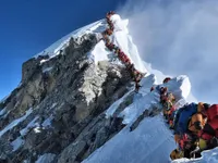 10 nhà leo núi Everest thiệt mạng trong mùa leo núi 2019