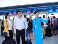 Vietnam Airlines triển khai dịch vụ làm thủ tục hàng không nhanh chóng