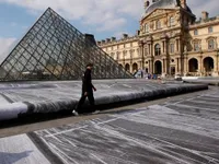 Nhân viên đình công vì kiệt sức, bảo tàng Louvre đóng cửa