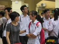 Đề thi Vật Lý lớp 10 chuyên Khoa học tự nhiên 2019 dài và khó