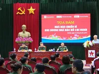 Viết báo theo phong cách Hồ Chí Minh