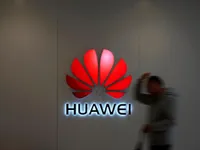 Huawei chuẩn bị cho tình huống xấu