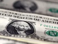 FED tính hạ lãi suất, đồng USD xuống đáy