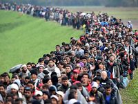 Mỹ thêm quy định trấn áp số người xin tị nạn