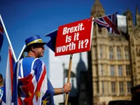 Brexit sẽ tiếp tục gây bất lợi cho thị trường chứng khoán Anh trong năm 2020