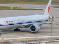 Máy bay Air China gặp sự cố động cơ