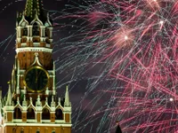 Hàng nghìn người dân Nga đổ ra đường đón năm mới 2020