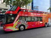 Khai trương tuyến xe bus du lịch mui trần tham quan TP.HCM