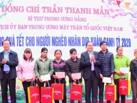 Chủ tịch Ủy ban Trung ương MTTQ Việt Nam tặng quà Tết tại Lạng Sơn