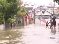 Thành phố Hà Tĩnh bị ngập sâu, toàn bộ hoạt động của thành phố bị tê liệt