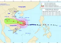 Bão số 9 áp sát ven biển Đà Nẵng đến Phú Yên, gây mưa to ở nhiều nơi