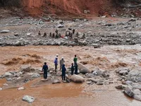 Vụ cứu hộ công nhân Thủy điện Đăk Mi 2: 10 người đu dây thoát ra ngoài