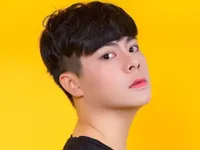 Ho&agrave;ng Linh Anh - Ch&agrave;ng ca sĩ trẻ trở lại với &aacute;nh đ&egrave;n s&acirc;n khấu