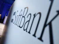 Softbank dự trữ tiền mặt chuẩn bị cho “kịch bản tồi tệ nhất”