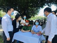 Quận Hoàn Kiếm xử phạt hơn 500 trường hợp không đeo khẩu trang nơi công cộng