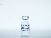 Anh chính thức cấp phép lưu hành vaccine ngừa COVID 19 của Pfizer-BioNTech