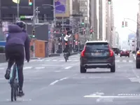 Th&agrave;nh phố New York (Mỹ) vắng lặng v&igrave; đại dịch COVID-19