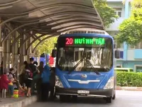 TP.HCM: Ngày đầu xe bus hoạt động trở lại sau thời gian giãn cách xã hội