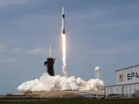 Tàu SpaceX đưa 4 phi hành gia trên ISS trở về Trái Đất