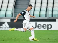 Ronaldo runs riot as Juventus crush 10-man Lecce