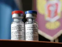 Hơn 40.000 người sắp tiêm thử nghiệm vaccine Sputnik V của Nga