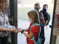 France makes face masks mandatory for students aged 11 and above