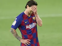 La Liga ra quyết định bất lợi cho Messi