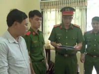 Tham ô hơn 1 tỷ đồng, một kế toán trường học bị bắt giữ