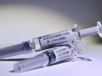 Trung Quốc lần đầu tiên ra mắt vaccine phòng chống COVID-19