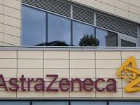 AstraZeneca tạm ngừng thử nghiệm vaccine COVID-19 giai đoạn cuối