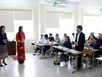 Vietnamese lecturers want to be paid better