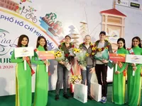 First int'l visitors of 2020 arrive in HCM City