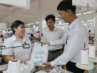 Tết bonuses in many provinces, cities to be higher than last year