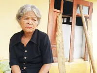 Billionaire village turns to ghost town