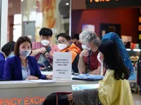 Việt Nam confirms 8th coronavirus case, one discharged from hospital