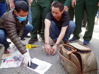 Border guards discover heroin traffickers