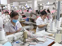 Textile, rubber-plastic brace for raw material shortage