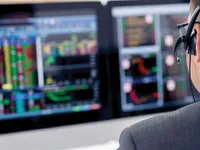 Foreign investors net buy VN shares after five months