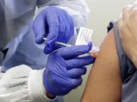 Nóng trong tuần: Thuốc điều trị COVID-19 khẳng định hiệu quả, WHO khuyến nghị về mũi vaccine tăng cường